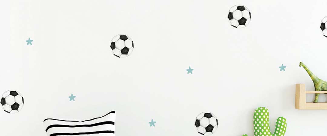 Balones de fútbol y estrellas
