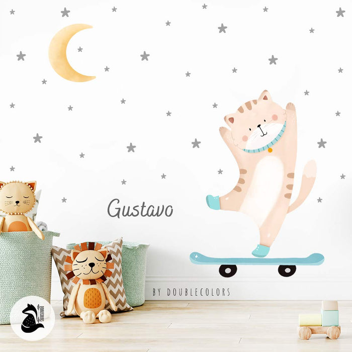 Gatito en skate