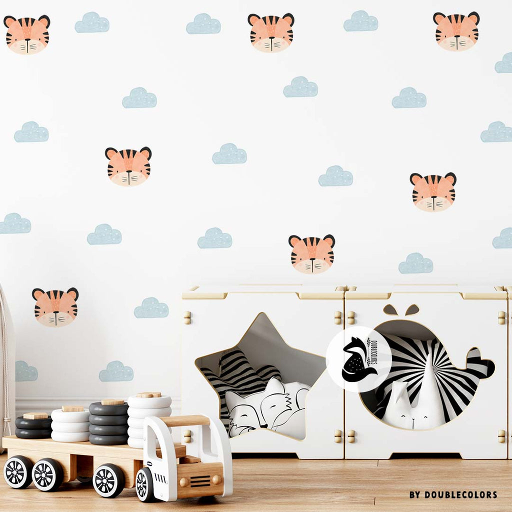 Tigre y nubes